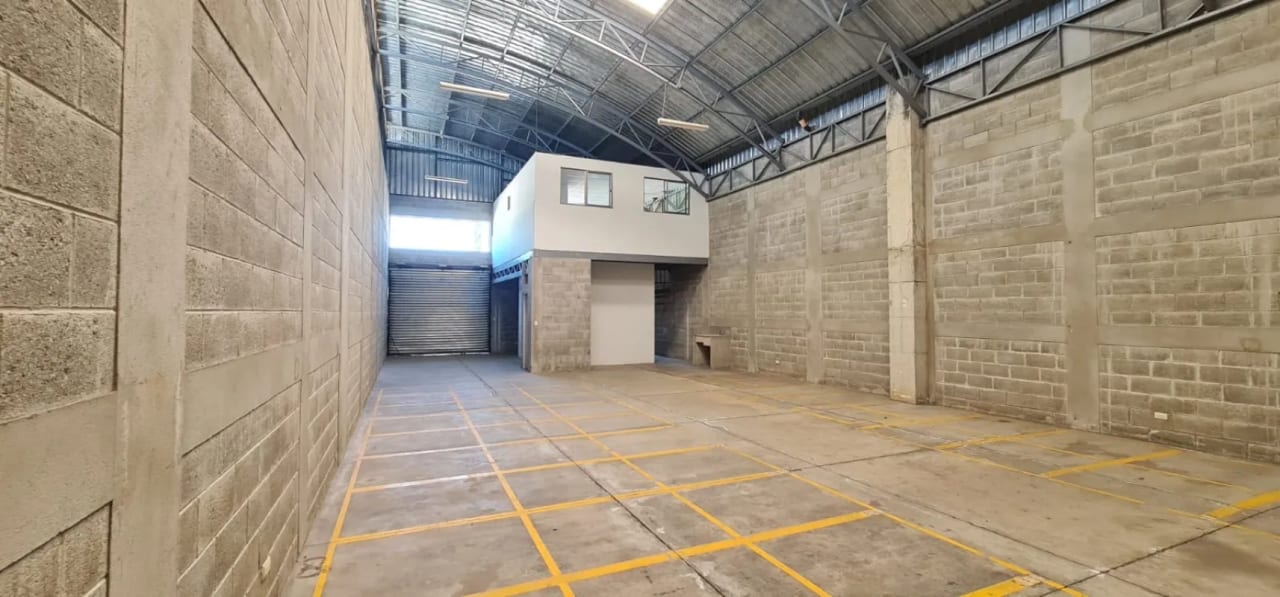 *Ofibodega en RENTA en El Naranjo* — Bodega / Ofibodega en Alquiler en Zona 4 Mixco, Guatemala, Ciudad — foto 6 de 6