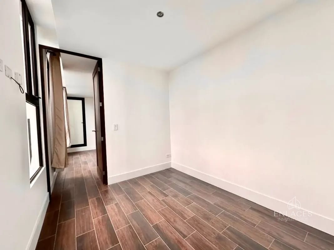 Zona 13 • Apartamento en Venta • Edificio Rosselló — Apartamento en Venta en Rosselló, Zona 13, Guatemala, Ciudad — foto 14 de 15