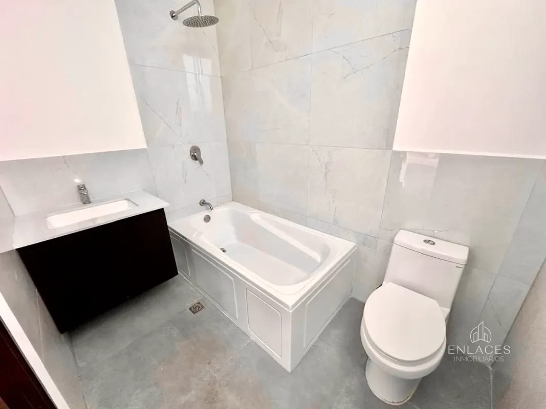 Zona 13 • Apartamento en Venta • Edificio Rosselló — Apartamento en Venta en Rosselló, Zona 13, Guatemala, Ciudad — foto 3 de 15