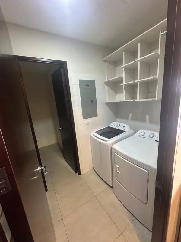 Apartamento en Aquiler Santa Inés del Parque Z14 — Apartamento en Alquiler en Zona 14, Guatemala, Ciudad — foto 6 de 13