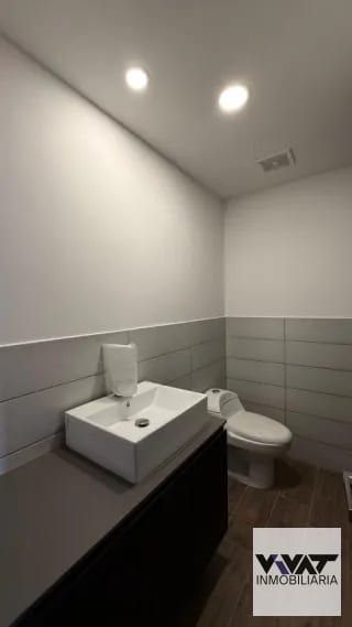 Alquiler de Apartamento NUEVO
🔺Edificio KINTEA
📍ZONA 15 VISTA HERMOSA II — Apartamento en Alquiler en Kiintea, Zona 15, Guatemala, Ciudad — miniatura 8 de 9