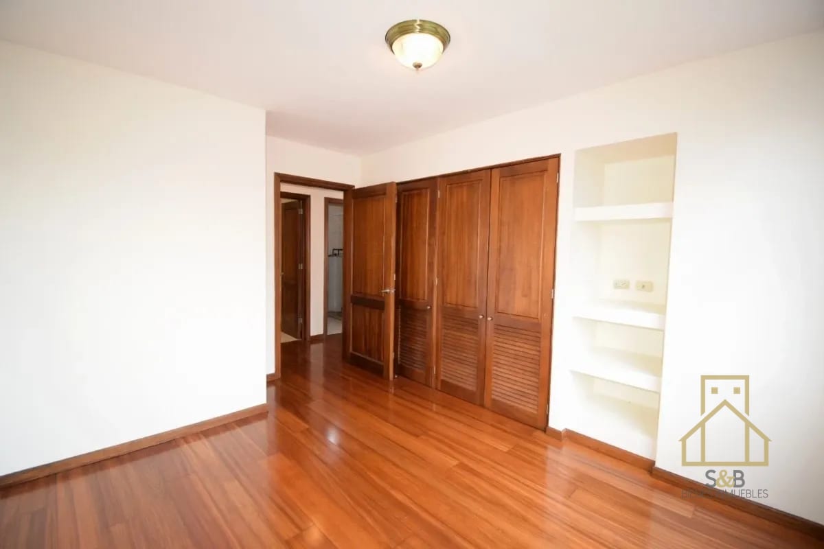 Apartamento en renta, zona 10 Torre del Valle — Apartamento en Alquiler en Torre Del Valle, Zona 10, Guatemala, Ciudad — foto 4 de 10