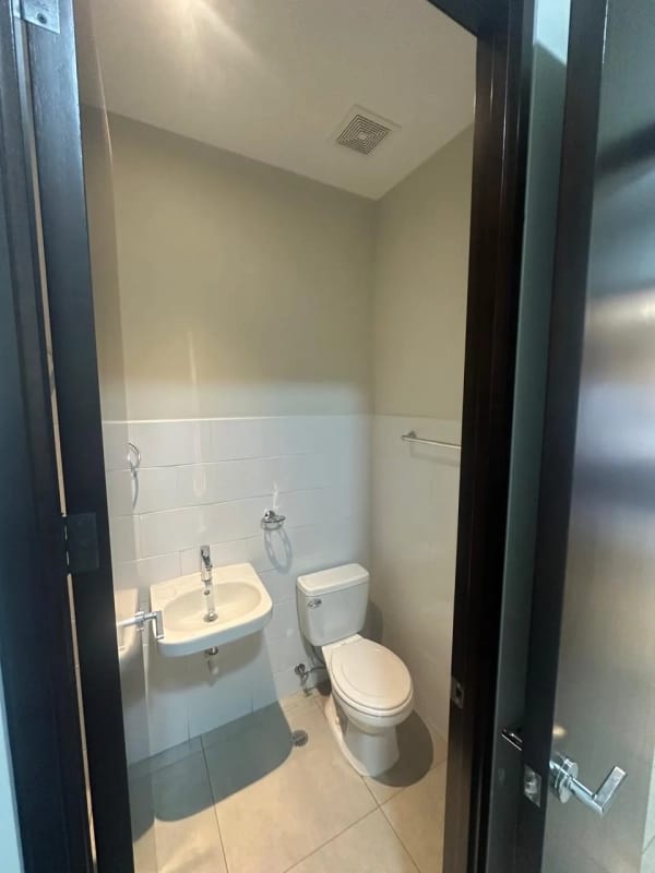 APARTAMENTO EN ALQUILER SANTA INES DEL PARQUE ZONA 14 — Apartamento en Alquiler en Santa Inés del Parque, Zona 14, Guatemala, Ciudad — foto 3 de 17
