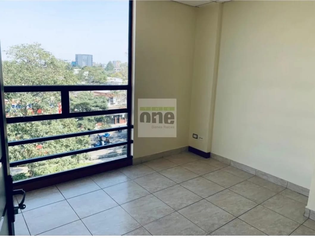 Oficina de 175 mts. en Zona 13 — Oficina en Alquiler en Zona 13, Guatemala, Ciudad — foto 8 de 11