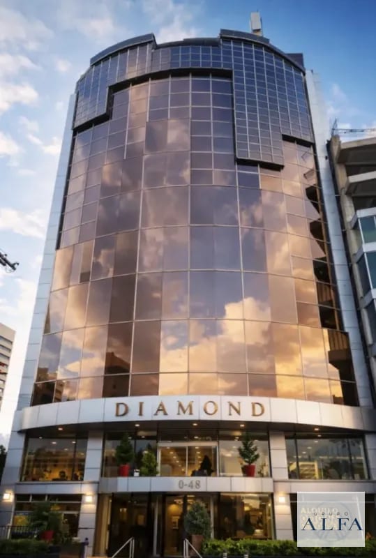 OFICINA RENTA ZONA 10 EDIFICIO DIAMOND — Oficina en Alquiler en Zona 10, Guatemala, Ciudad — foto 1 de 9