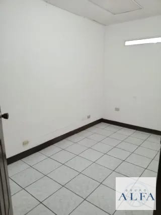 OFICINA RENTA 85 MTS EDIFICIO DIAMOND ZONA 10 — Oficina en Alquiler en Zona 10, Guatemala, Ciudad — miniatura 7 de 9