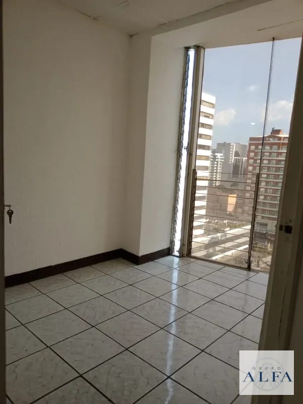 OFICINA RENTA 85 MTS EDIFICIO DIAMOND ZONA 10 — Oficina en Alquiler en Zona 10, Guatemala, Ciudad — foto 4 de 9