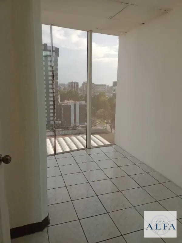 OFICINA RENTA 85 MTS EDIFICIO DIAMOND ZONA 10 — Oficina en Alquiler en Zona 10, Guatemala, Ciudad — foto 3 de 9