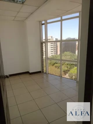 OFICINA RENTA 85 MTS ZONA 10 EDIFICIO DIAMOND — Oficina en Alquiler en Zona 10, Guatemala, Ciudad — miniatura 8 de 9
