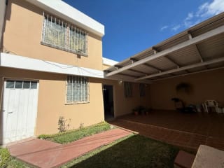 Valle del Sol /Casa en venta dentro de colonia con seguridad — Casa en Venta en Zona 4 Mixco, Guatemala, Ciudad — miniatura 1 de 17