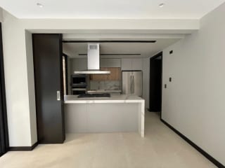 CASA VENTA NUEVA KM 9 CAES FRENTE A HOTEL HILTON  317 MTS2 , 4 DORMITORIOS, DESNIVELES, $715,000 OPCIÓN A RENTA $2,900 — Casa en Venta en Carretera a El Salvador, Guatemala, Ciudad — miniatura 10 de 13