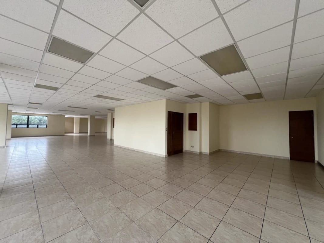CONDESA II / OFICINA EN RENTA EN ZONA 13 โ Oficina en Alquiler en Zona 13, Guatemala, Ciudad โ foto 1 de 6