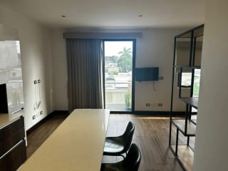 Apartamento amueblado tipo estudio en Zona 10 — Apartamento en Alquiler en Zona 10, Guatemala, Ciudad — miniatura 5 de 5