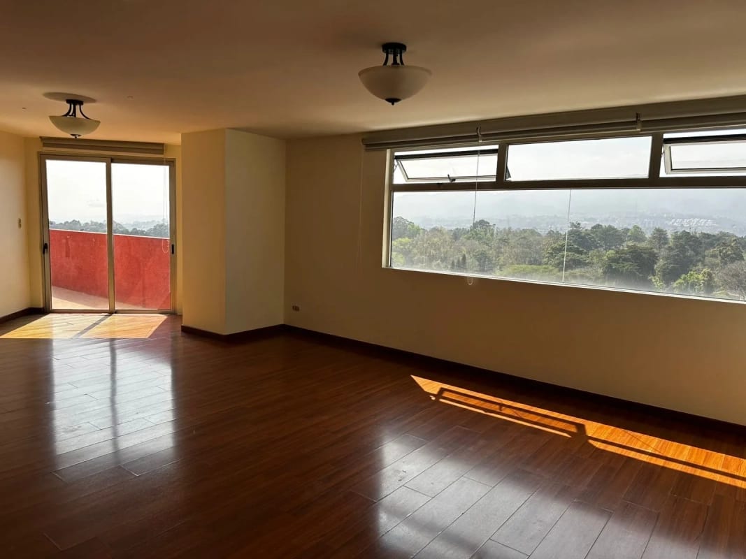 Apartamento con terraza en Majadas zona 11 — Apartamento en Alquiler en Zona 11, Guatemala, Ciudad — foto 1 de 3