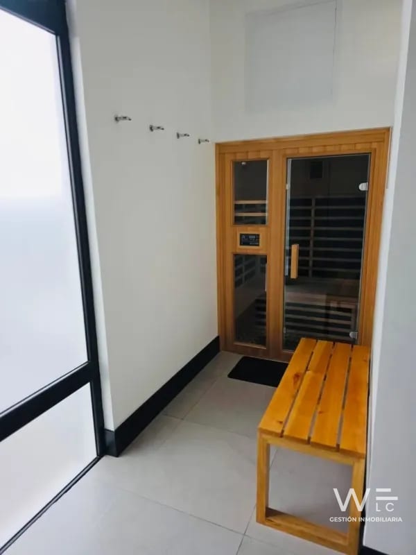 ALQUILO APARTAMENTO ZONA 10 — Apartamento en Alquiler en Bonadiez, Zona 10, Guatemala, Ciudad — foto 2 de 11