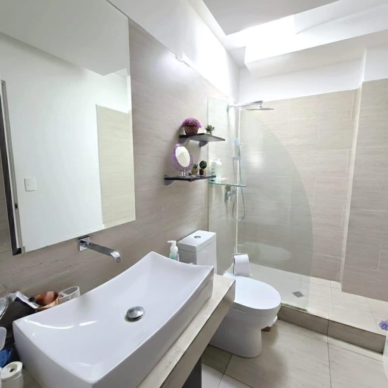 CASA EN VENTA RESIDENCIAL LOMAS DE SAN NICOLÁS KM. 21.5 CARRETERA A EL SALVADOR — Casa en Venta en Carretera a El Salvador, Guatemala, Ciudad — foto 3 de 11