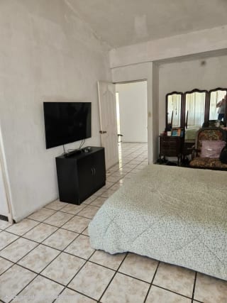Venta amplia casa 2 niveles | Residenciales Lourdes, Zona 16 — Casa en Venta en Lourdes, Zona 16, Guatemala, Ciudad — miniatura 10 de 11