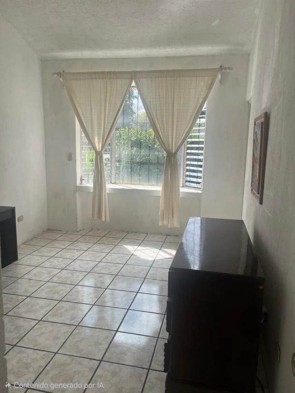 Venta amplia casa 2 niveles | Residenciales Lourdes, Zona 16 — Casa en Venta en Lourdes, Zona 16, Guatemala, Ciudad — foto 9 de 11