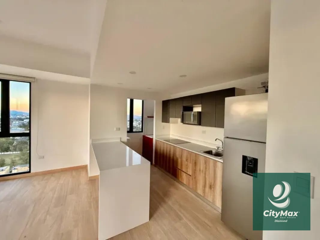 Apartamento en Renta en Zona 10 Ciudad de Guatemala — Apartamento en Alquiler en Zona 10, Guatemala, Ciudad — foto 5 de 13