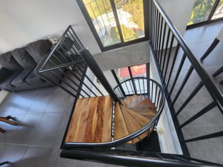 Apartamento amueblado en Renta! Zona 10 Fabra — Apartamento en Alquiler en Zona 10, Guatemala, Ciudad — miniatura 2 de 5