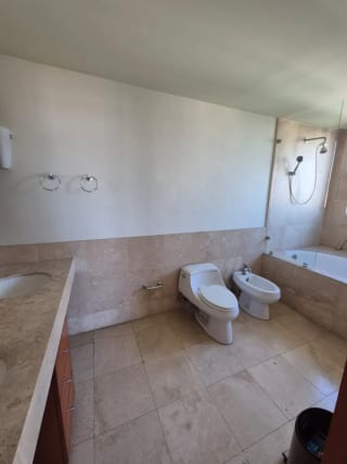 Apartamento en Renta - Casa Margarita - Zona 10 — Apartamento en Alquiler en Zona 10, Guatemala, Ciudad — miniatura 12 de 16