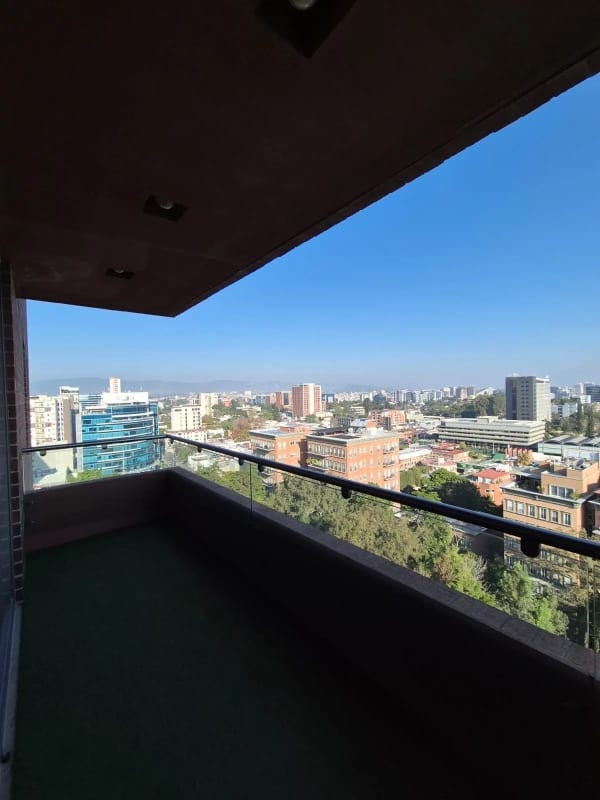Apartamento en Renta - Casa Margarita - Zona 10 — Apartamento en Alquiler en Zona 10, Guatemala, Ciudad — foto 3 de 16