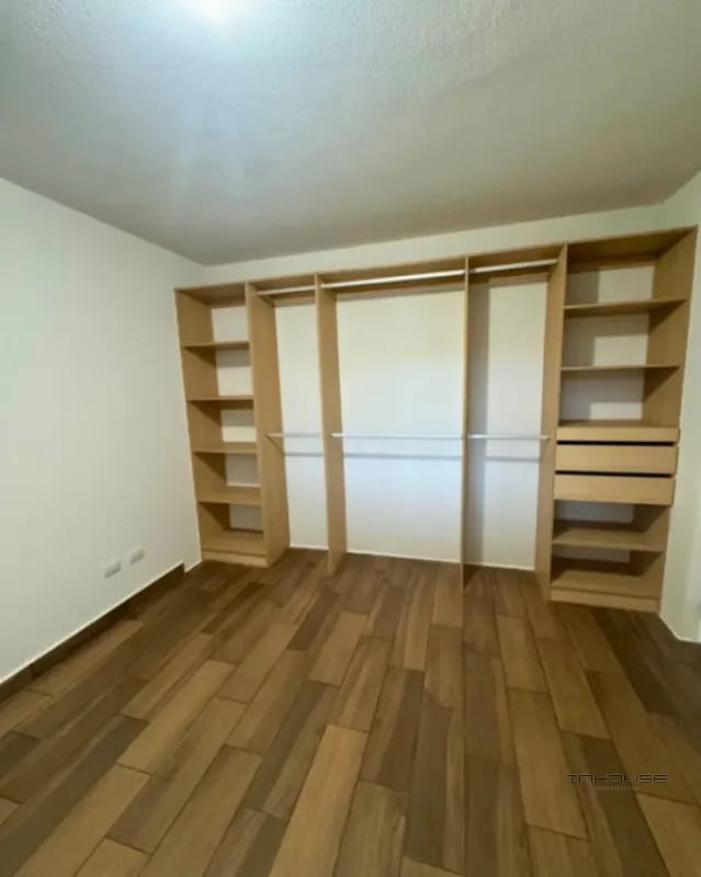 APARTAMENTO EN VENTA ZONA 16 -LARES- EN PRIMER NIVEL CON JARDIN — Apartamento en Venta en Zona 16, Guatemala, Ciudad — foto 9 de 11
