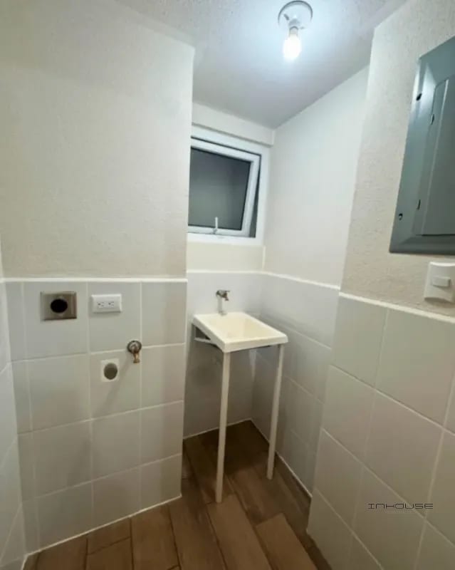 APARTAMENTO EN VENTA ZONA 16 -LARES- EN PRIMER NIVEL CON JARDIN — Apartamento en Venta en Zona 16, Guatemala, Ciudad — foto 4 de 11