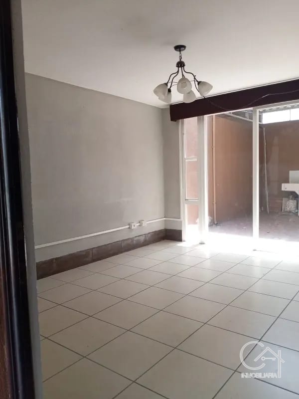 Casa en Venta - Los Olivos zona 18 — Casa en Venta en los olivos, Zona 18, Guatemala, Ciudad — foto 13 de 14