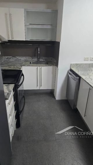 Alquiler de apartamento en zona 10, Edificio 19diez — Apartamento en Alquiler en 19-10, Zona 10, Guatemala, Ciudad — miniatura 7 de 7