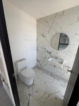 Nivel Completo Tabicado en Renta para Hospital u Oficinas Zona 10 — Clínica en Alquiler en Zona 10, Guatemala, Ciudad — miniatura 9 de 15