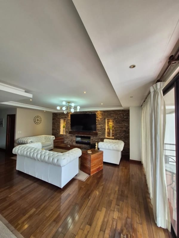 Amplio y lujoso apartamento en venta! A pocos metros de La Estación zona 10. — Apartamento en Venta en Mirafiori, Zona 10, Guatemala, Ciudad — foto 12 de 12