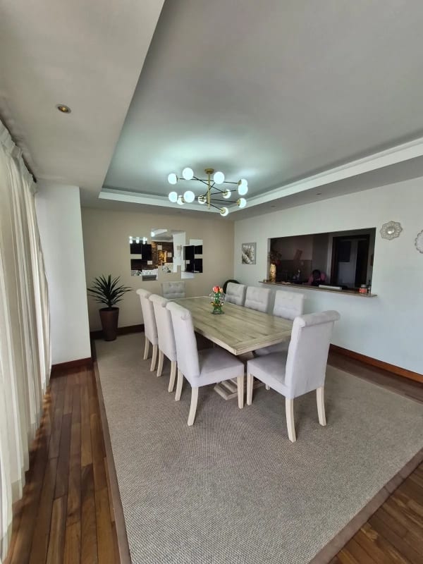 Amplio y lujoso apartamento en venta! A pocos metros de La Estación zona 10. — Apartamento en Venta en Mirafiori, Zona 10, Guatemala, Ciudad — foto 11 de 12