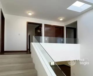 CASA EN LOMAS DE SAN ISIDRO ZONA 16 — Casa en Alquiler en Zona 16, Guatemala, Ciudad — miniatura 6 de 9