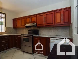Casa de 3 habitaciones en condominio Vizcaya, km 16.5 — Casa en Alquiler en Carretera a El Salvador, Guatemala, Ciudad — miniatura 4 de 17