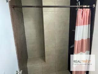 EN RENTA APTO EDIFICIO NUEVA CALEDONIA ZONA 16 — Apartamento en Alquiler en Caledonia, Zona 16, Guatemala, Ciudad — miniatura 16 de 17