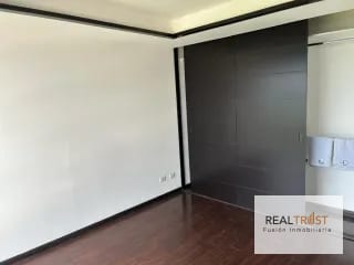 EN RENTA APTO EDIFICIO NUEVA CALEDONIA ZONA 16 — Apartamento en Alquiler en Caledonia, Zona 16, Guatemala, Ciudad — miniatura 4 de 17