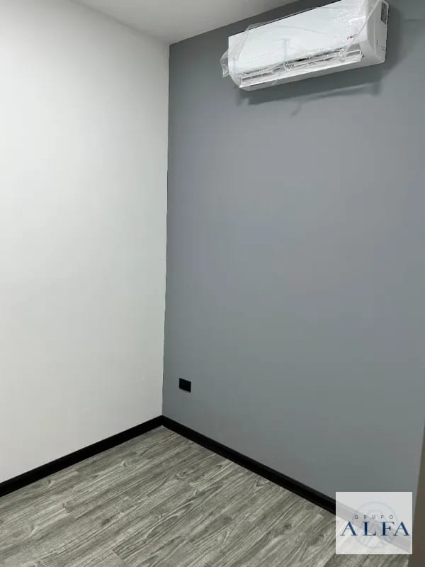 CLINICAS MEDICAS EN RENTA CAES CENTRO COMERCIAL VILAFLOR — Clínica en Alquiler en Carretera a El Salvador, Guatemala, Ciudad — foto 8 de 13