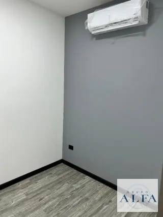 CLINICAS MEDICAS EN RENTA CAES CENTRO COMERCIAL VILAFLOR — Clínica en Alquiler en Carretera a El Salvador, Guatemala, Ciudad — miniatura 8 de 13