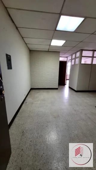 ALQUILER DE OFICINA DE 56 M2 EN ZONA 1 EDIFICIO EJECUTIVO — Oficina en Alquiler en Zona 1, Guatemala, Ciudad — miniatura 8 de 13