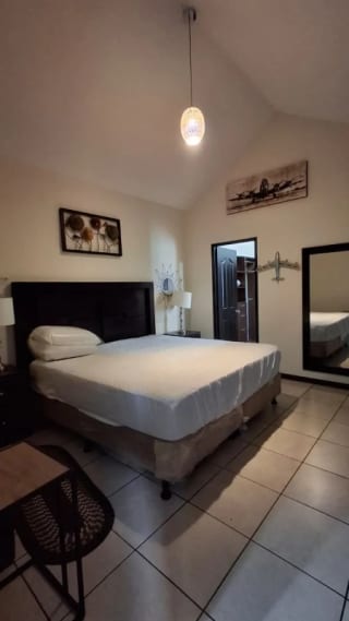 CASA EN ALQUILER – MODELO NAVARRA 📍 Condado El Naranjo, Zona 4 de Mixco (Alameda Norte) — Casa en Alquiler en Condado Naranjo, Zona 4 Mixco, Guatemala, Ciudad — miniatura 6 de 8