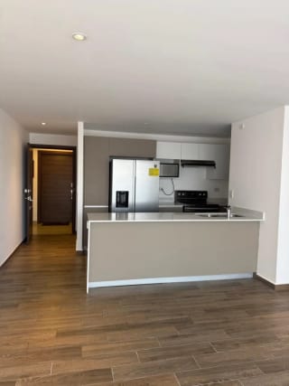 🏢 Apartamento en Renta – Parque 15, Zona 15 — Apartamento en Alquiler en Parque 15, Zona 15, Guatemala, Ciudad — miniatura 1 de 17