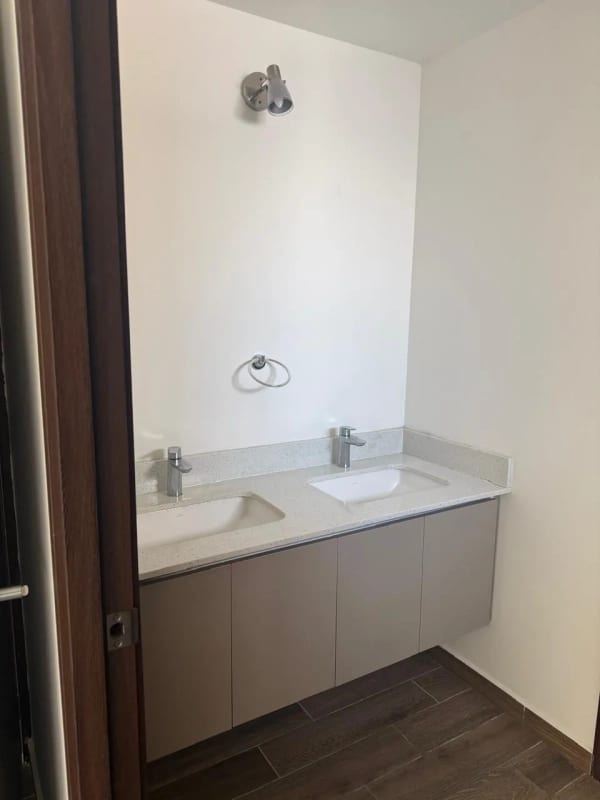 🏢 Apartamento en Renta – Parque 15, Zona 15 — Apartamento en Alquiler en Parque 15, Zona 15, Guatemala, Ciudad — foto 8 de 17