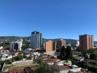 🌟 Apartamento AMUEBLADO en Renta – Edificio Verona, Zona 10 🌟 — Apartamento en Alquiler en Verona, Zona 10, Guatemala, Ciudad — miniatura 4 de 17