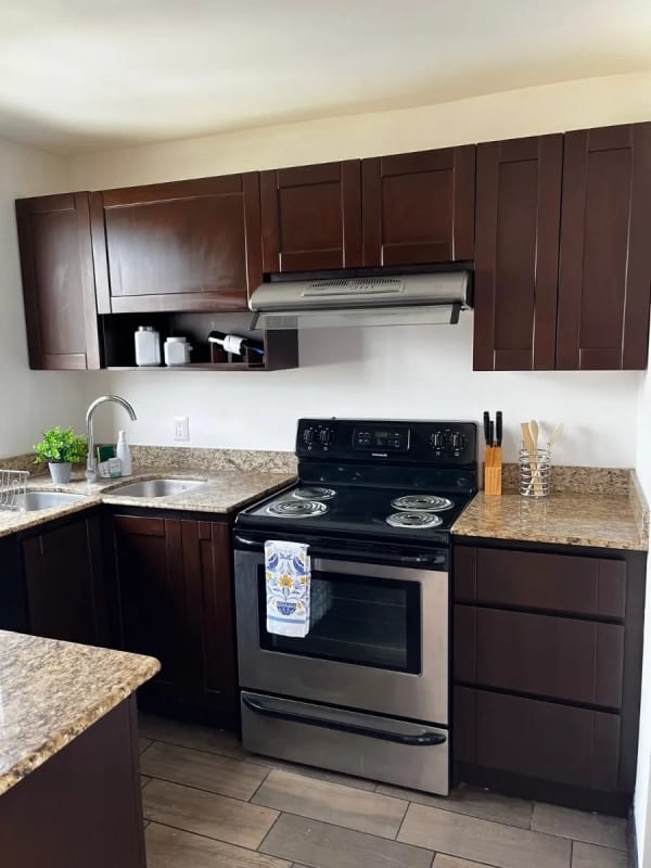 🌟 Apartamento AMUEBLADO en Renta – Edificio Verona, Zona 10 🌟 — Apartamento en Alquiler en Verona, Zona 10, Guatemala, Ciudad — foto 3 de 17