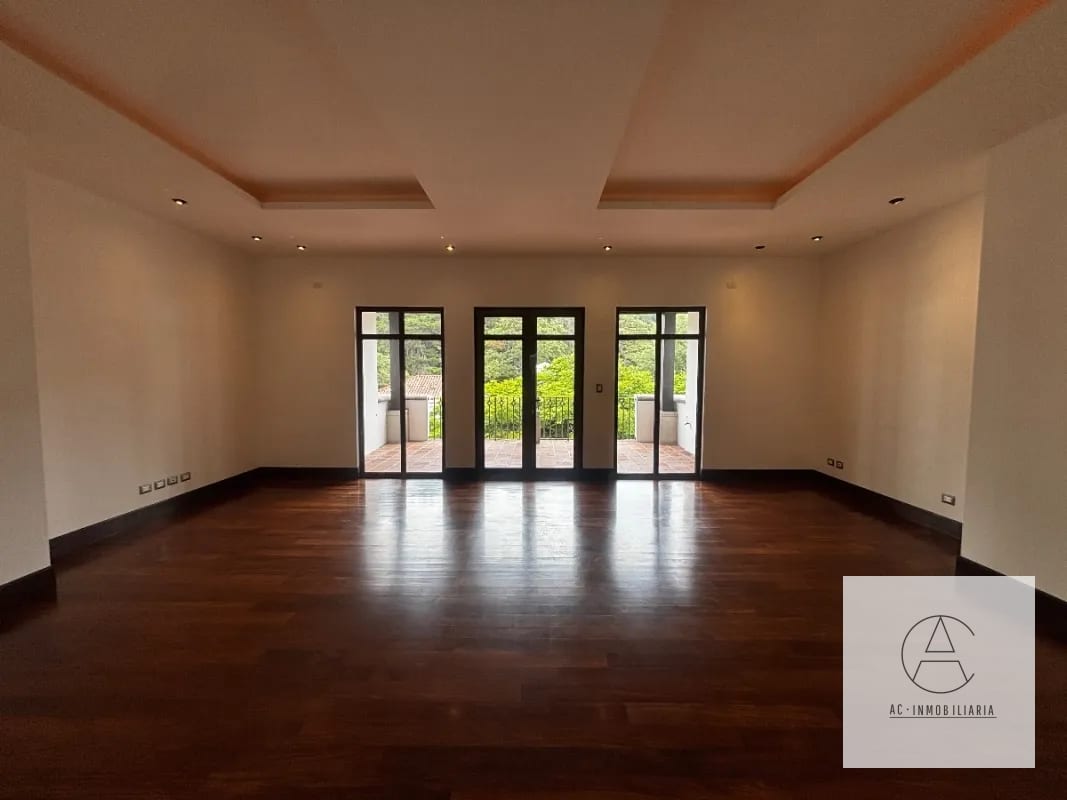 Apartamento en Renta 3 habitaciones. Muxbal, Albereda de la Española — Apartamento en Alquiler en Muxbal, Guatemala, Ciudad — foto 1 de 17