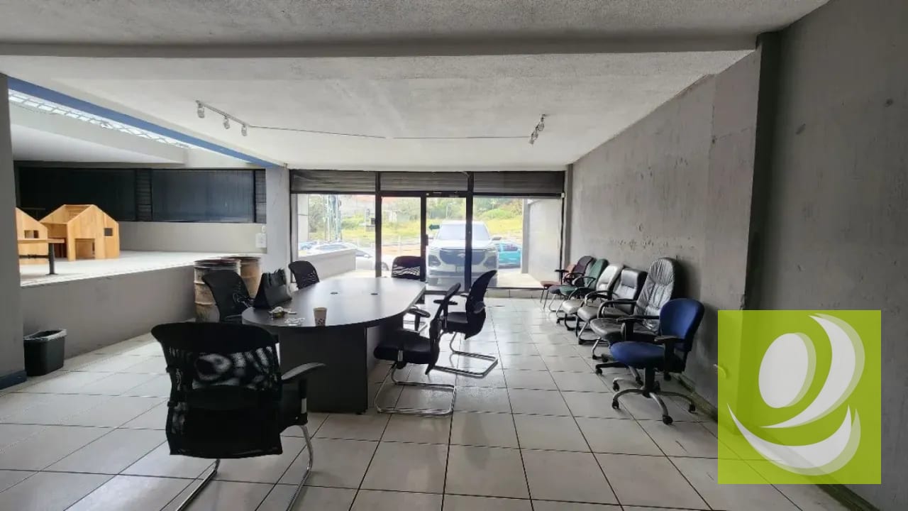 Edificio comercial en Venta San Cristobal Mixco — Edificio en Venta en Zona 8 Mixco, Guatemala, Ciudad — foto 1 de 6