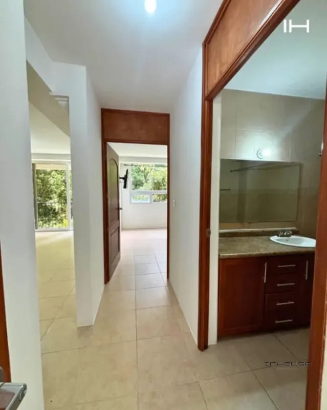 APARTAMENTO EN RENTA ZONA 16, LA MONTAÑA — Apartamento en Alquiler en Zona 16, Guatemala, Ciudad — foto 5 de 7