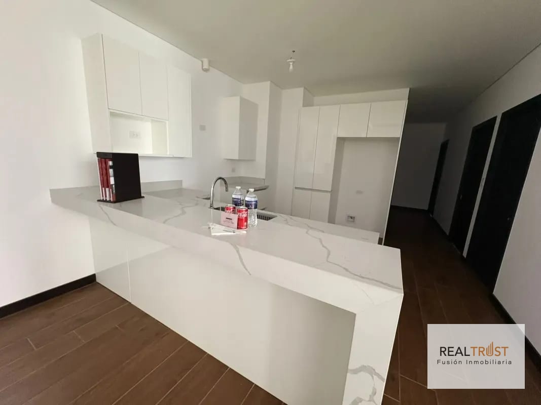 Apartamento nuevo en venta en Edificios Lirios IV. — Apartamento en Venta en Zona 16, Guatemala, Ciudad — foto 14 de 16