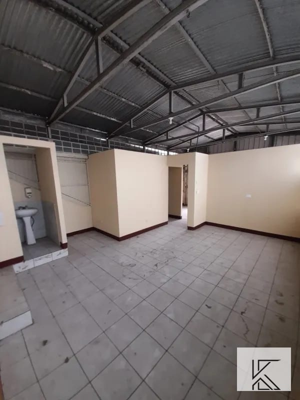 Casa en venta sobre la bolivar en zona 8 — Casa en Venta en Zona 8, Guatemala, Ciudad — foto 2 de 17